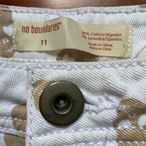 SKULL Shorty Shorts by No Boundaries Frayed Distressed Womens Size 11 - Picture 6 of 13